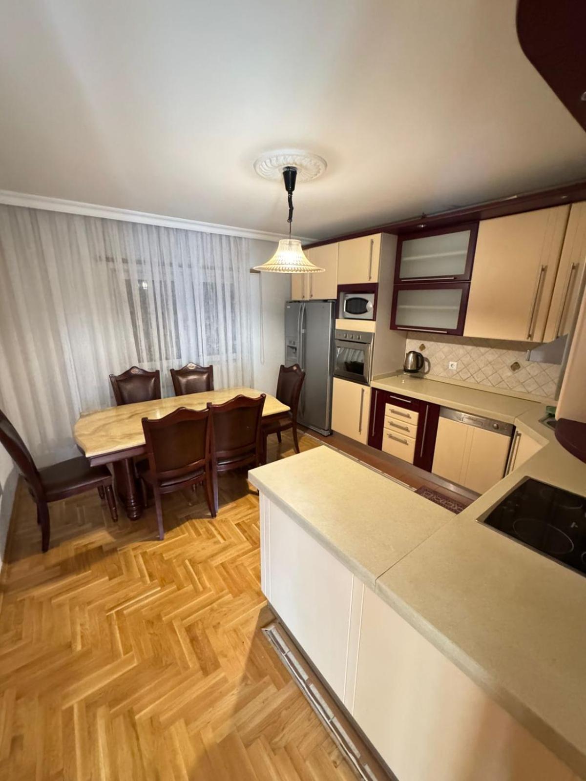 Green Apartments Prishtina Приштина Екстер'єр фото